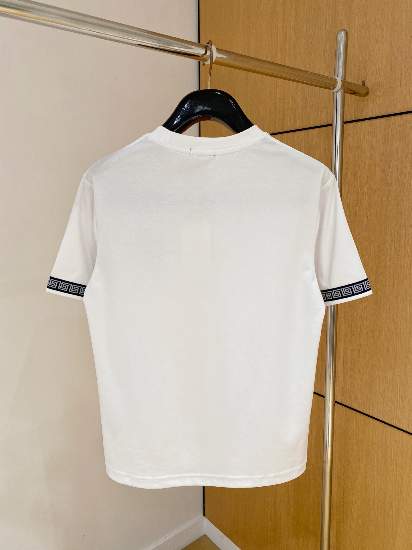 short sleeves